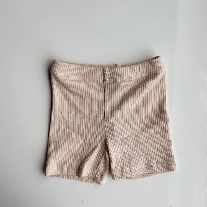 RIBBED BIKER SHORTS - NUDE